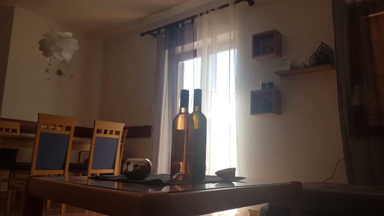 Apartment Zeljka Nerezine Ngoại thất bức ảnh